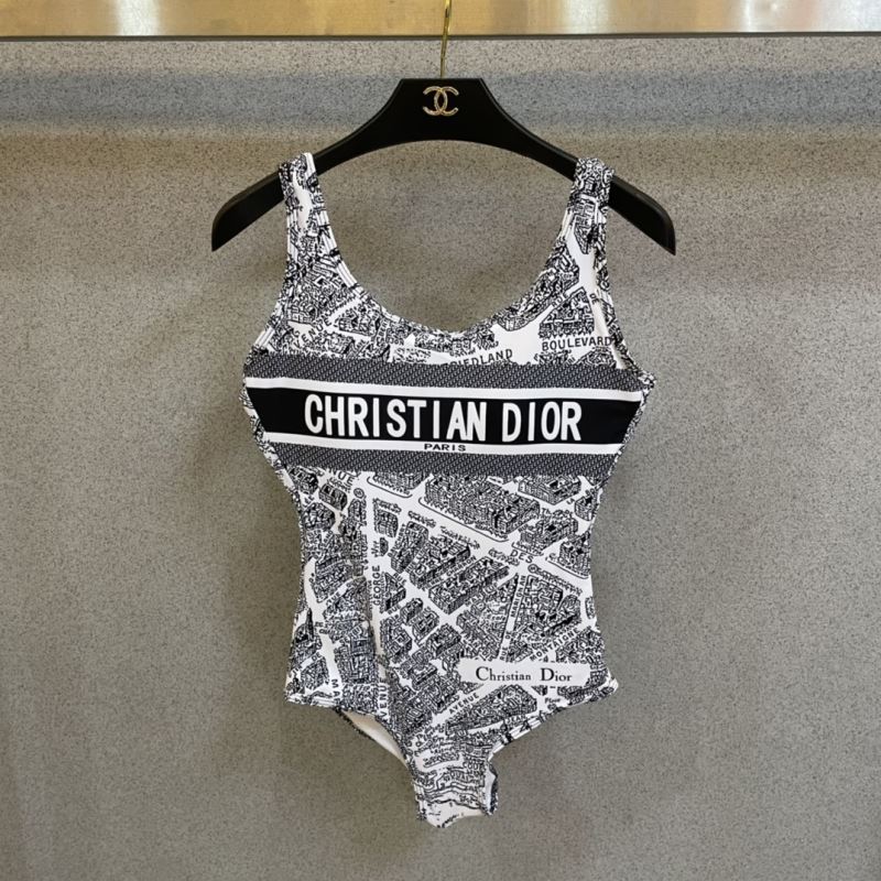 CHRISTIAN DIOR